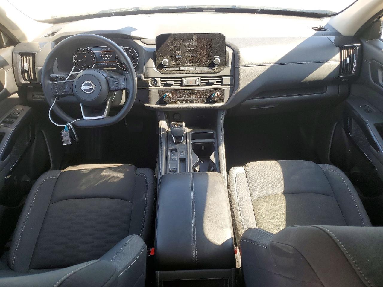 Nissan Pathfinder S