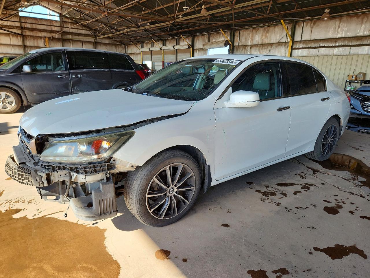 Salvage Honda Accord Image