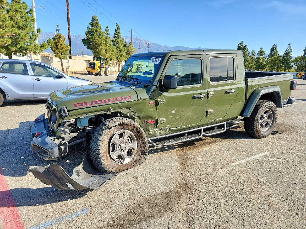 Salvage Jeep Gladiator Image