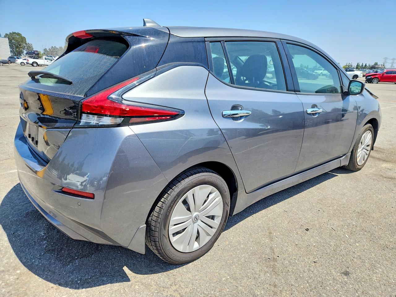 Nissan LEAF S