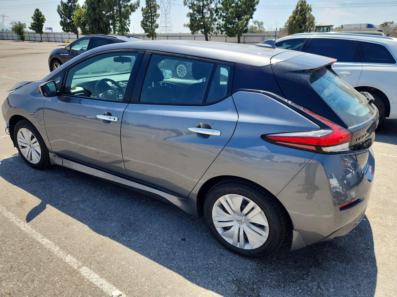Nissan LEAF S