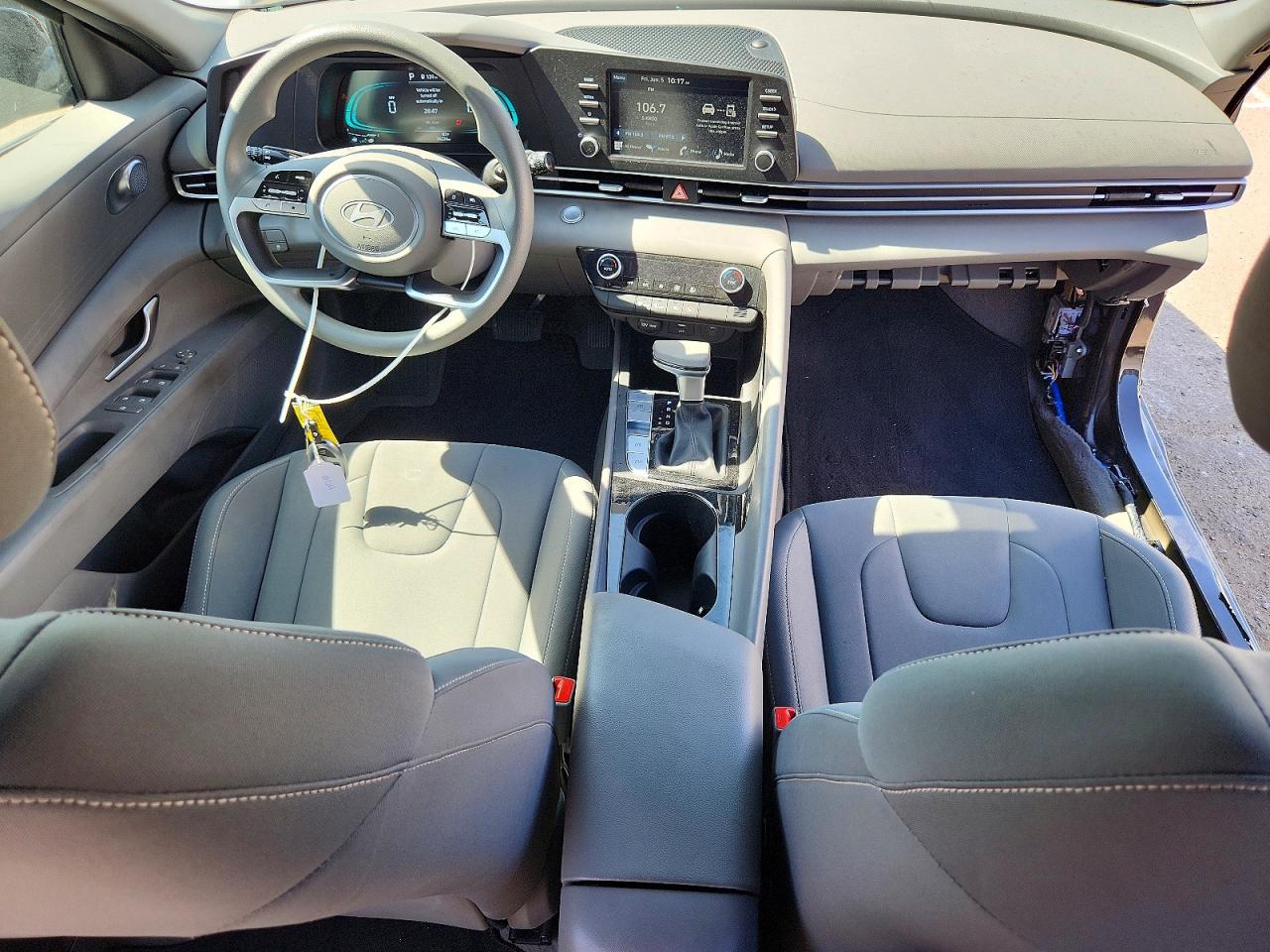 Hyundai ELANTRA Blue