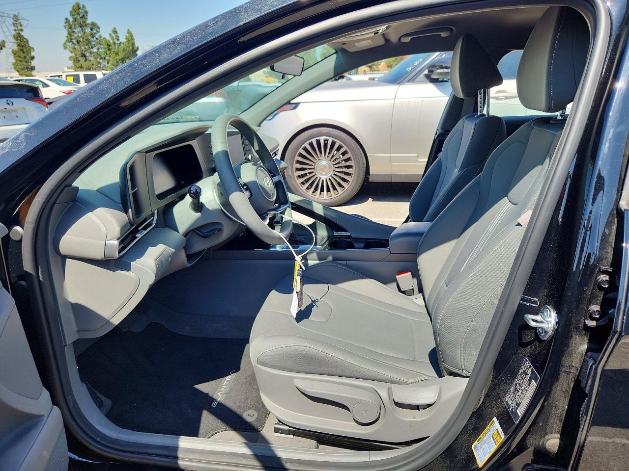 Hyundai ELANTRA Blue