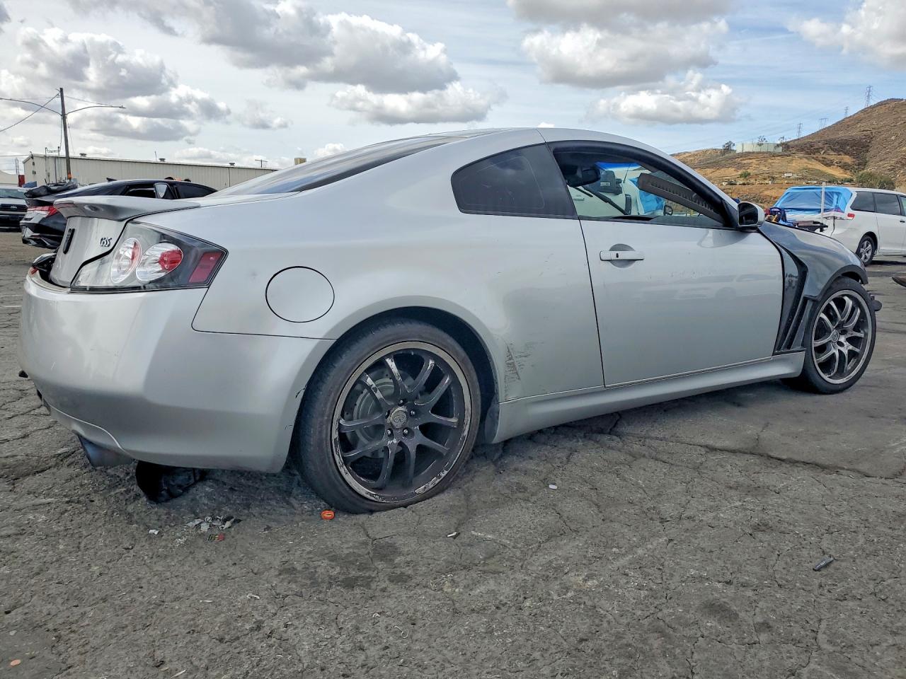 INFINITI G35 Base