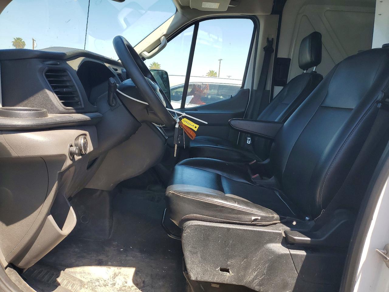 Ford Transit T-250