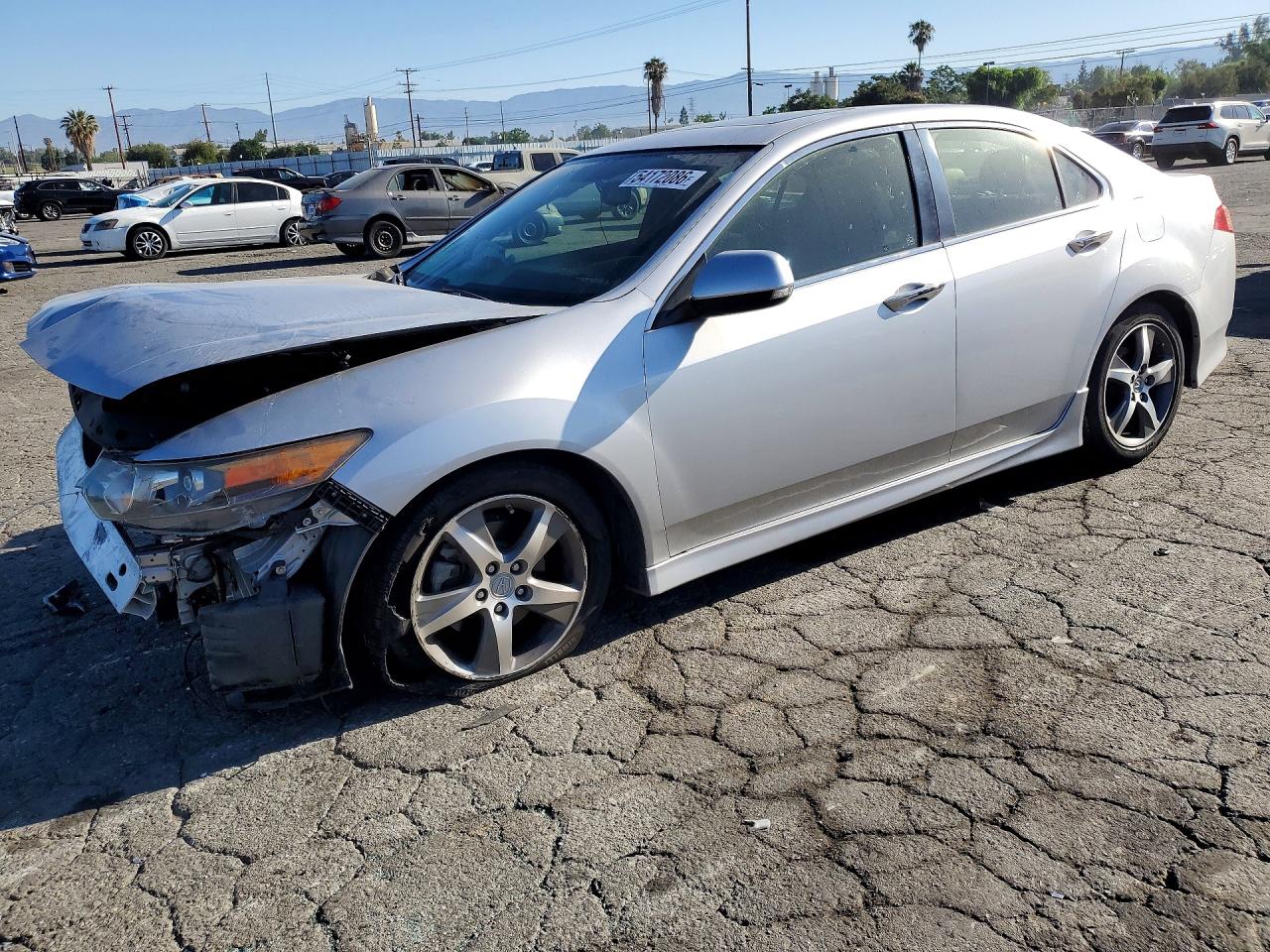 Salvage Acura TSX Image