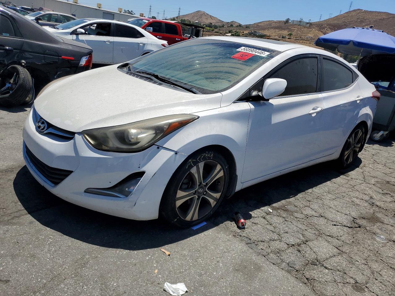 Salvage Hyundai ELANTRA Image
