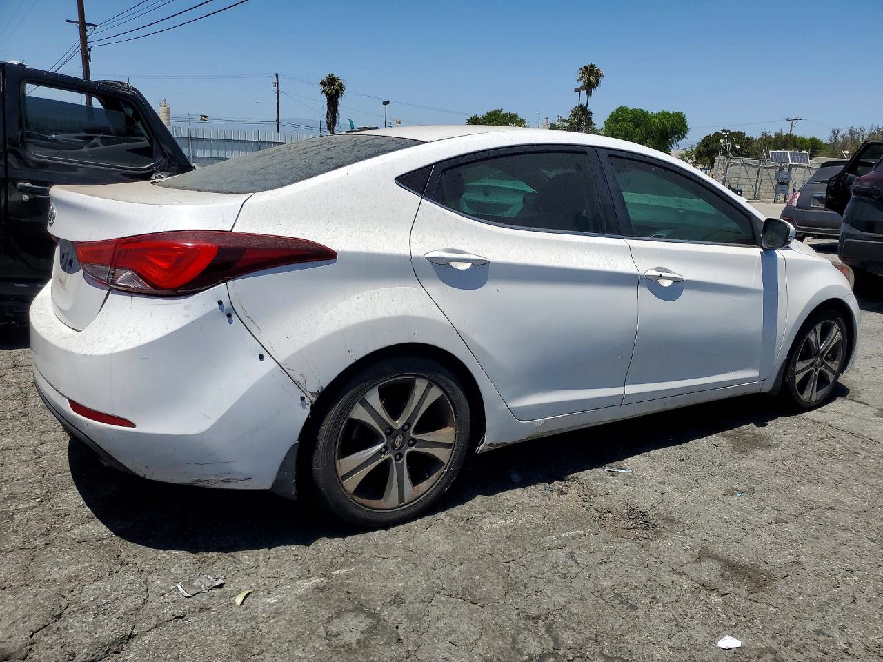 Hyundai ELANTRA Sport