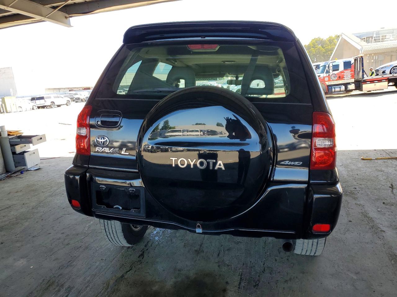 Toyota RAV4 Base