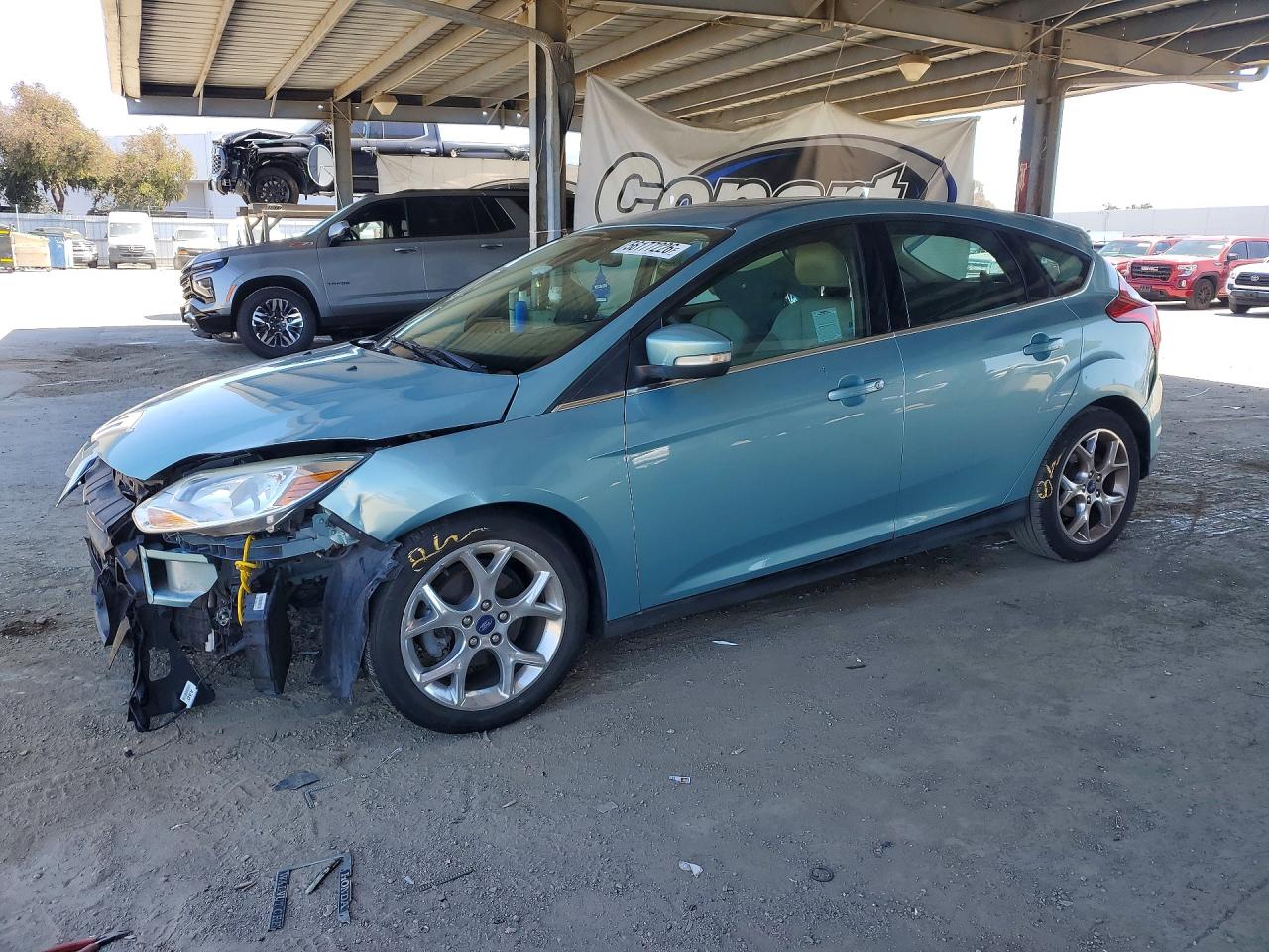 Salvage Ford Focus Image