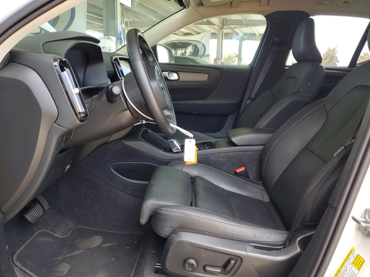 Volvo XC40 Plus