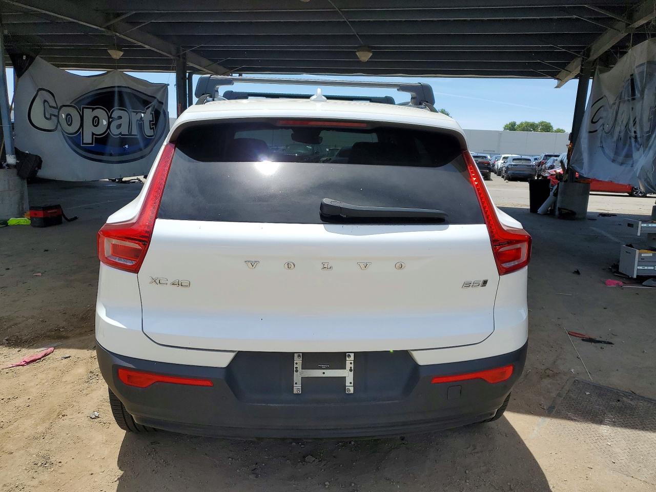 Volvo XC40 Plus