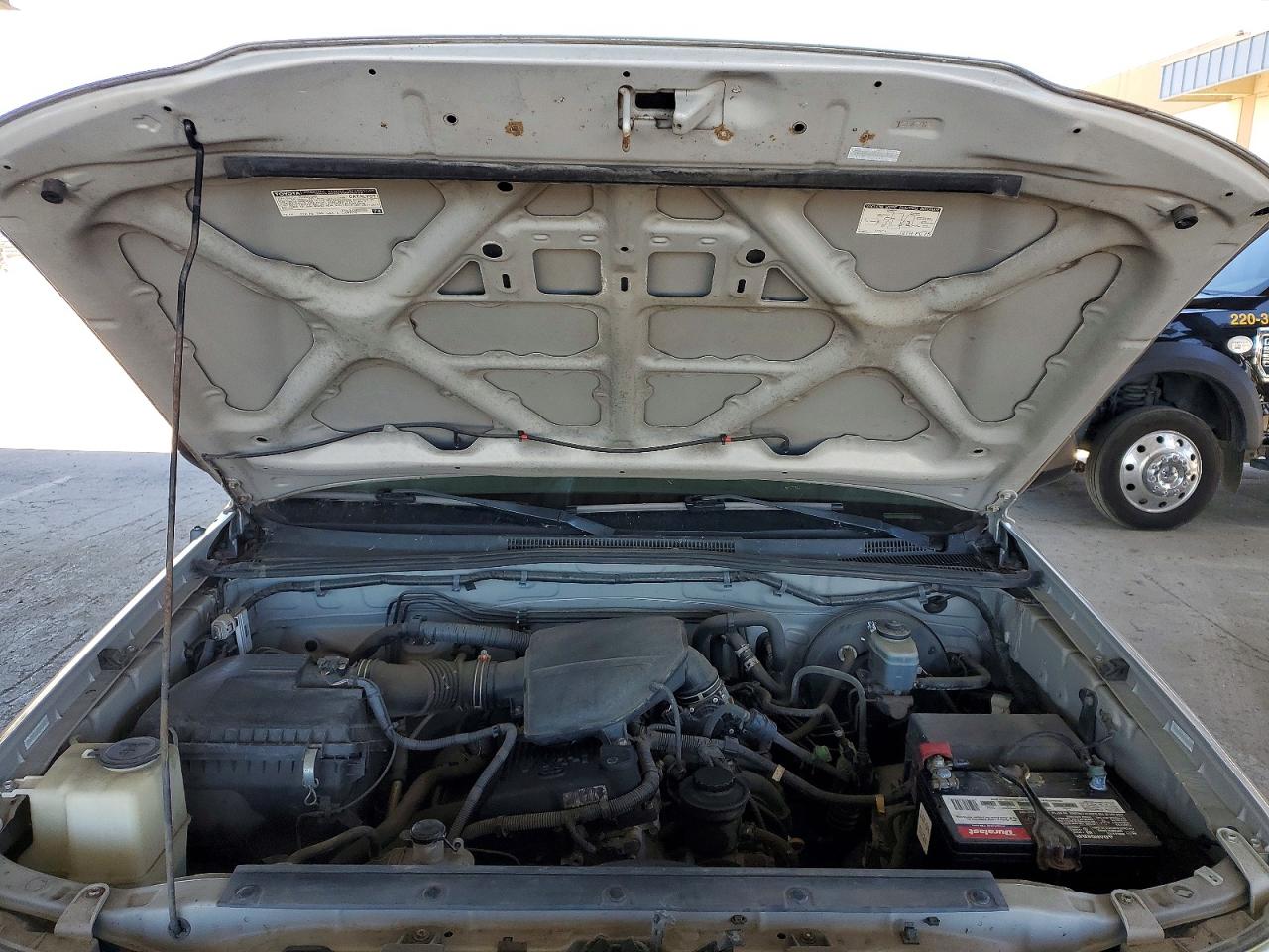 Toyota Tacoma Base