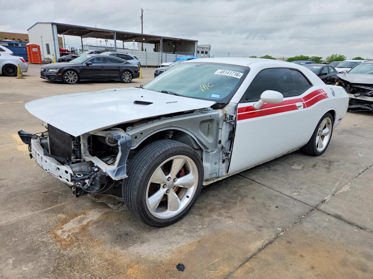Salvage Dodge Challenger Image