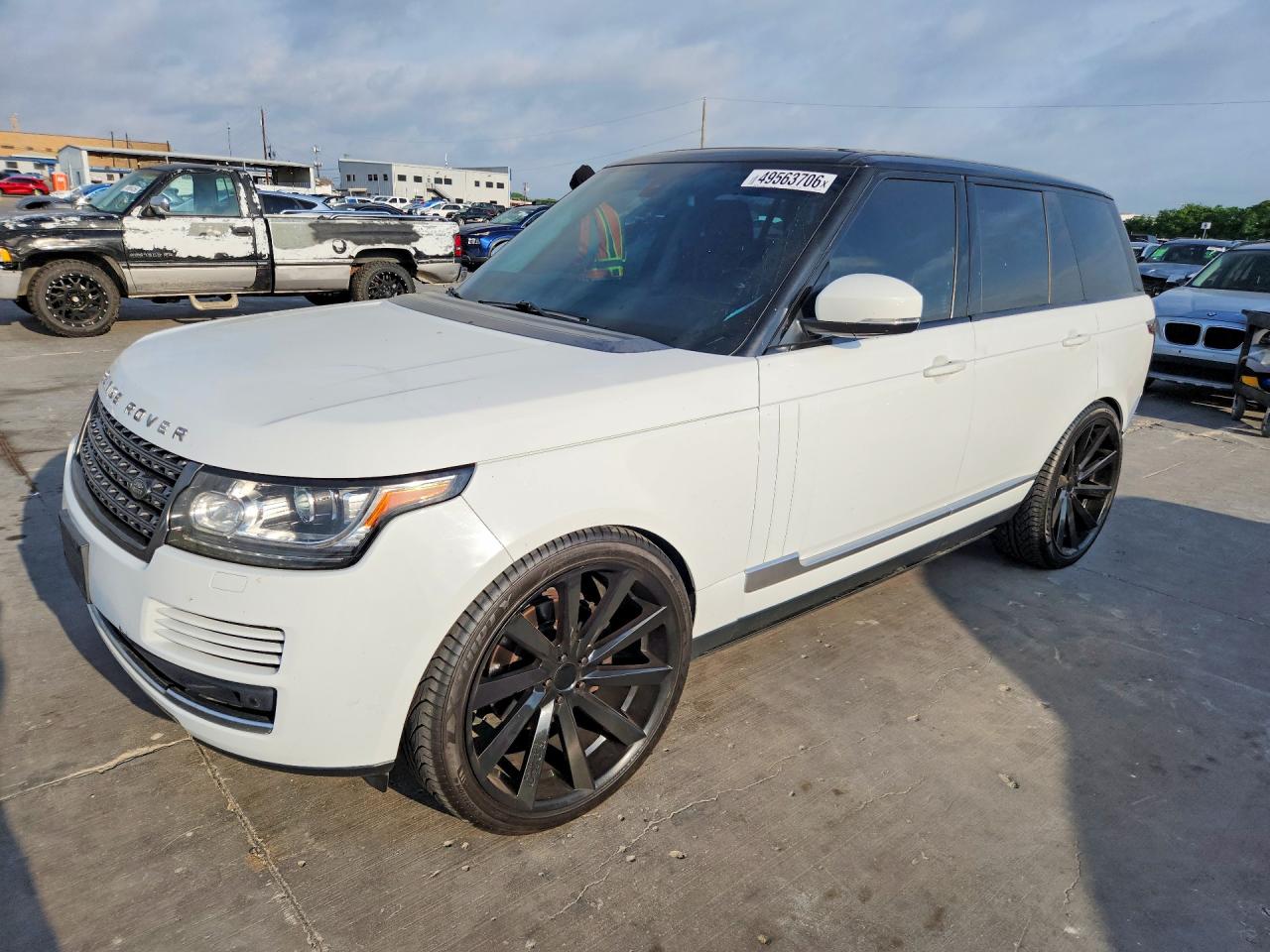 Salvage Land Rover Range Rover Image
