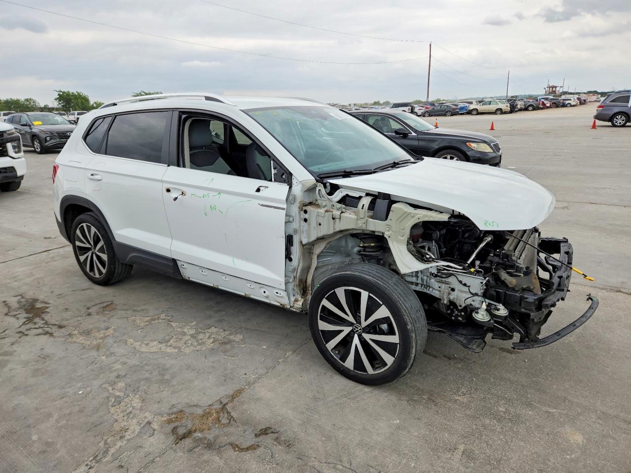 Volkswagen Taos Se