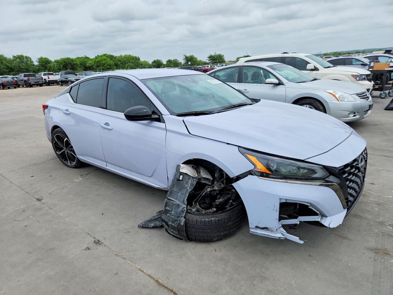 Nissan Altima Sr