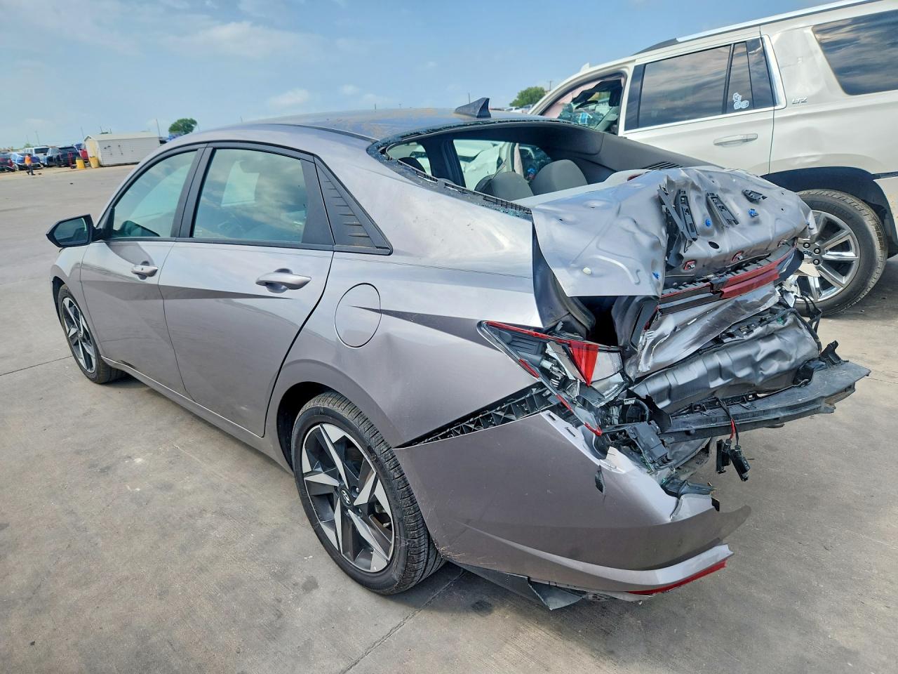 Hyundai ELANTRA Sel