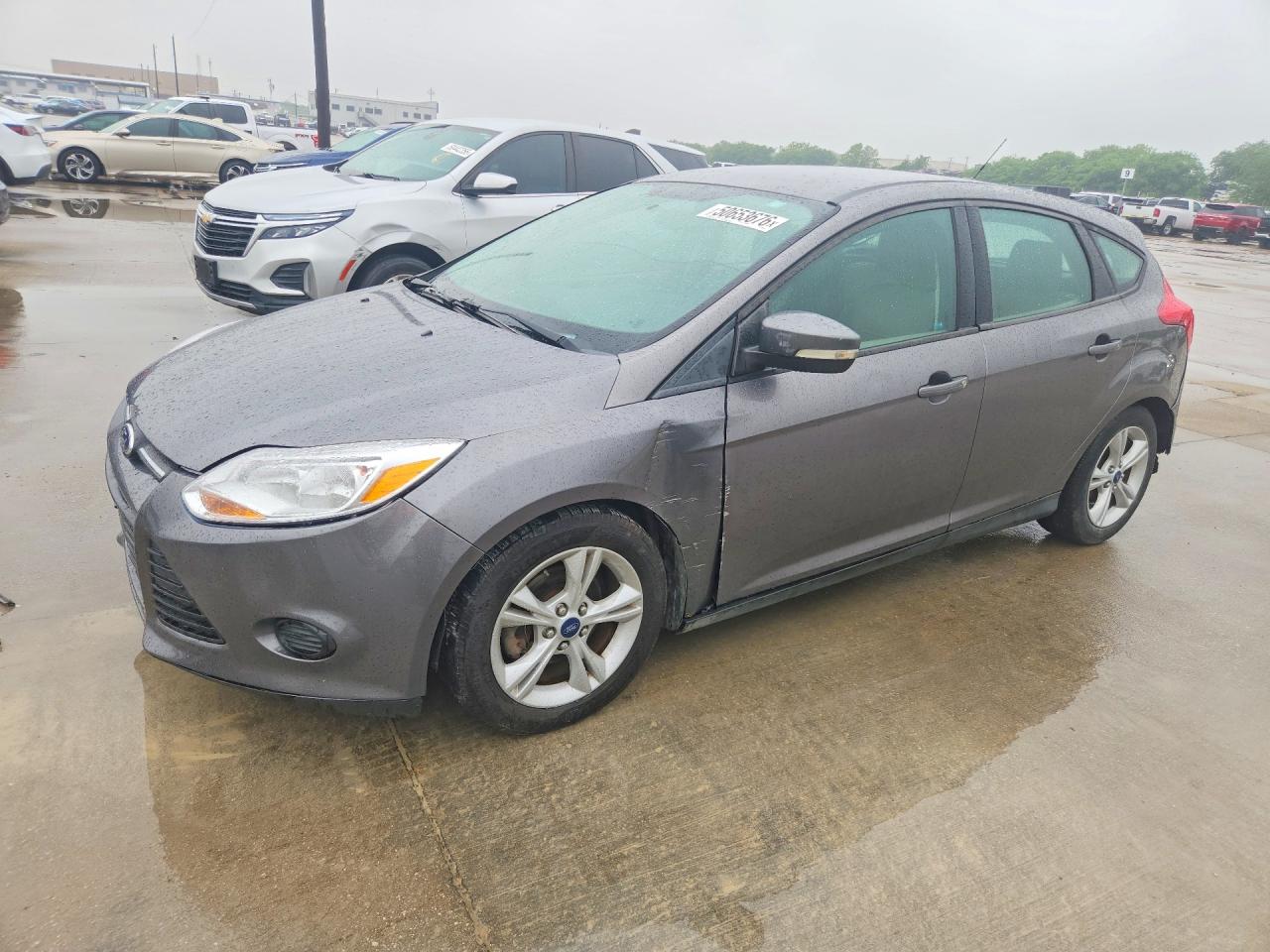 Salvage Ford Focus Image