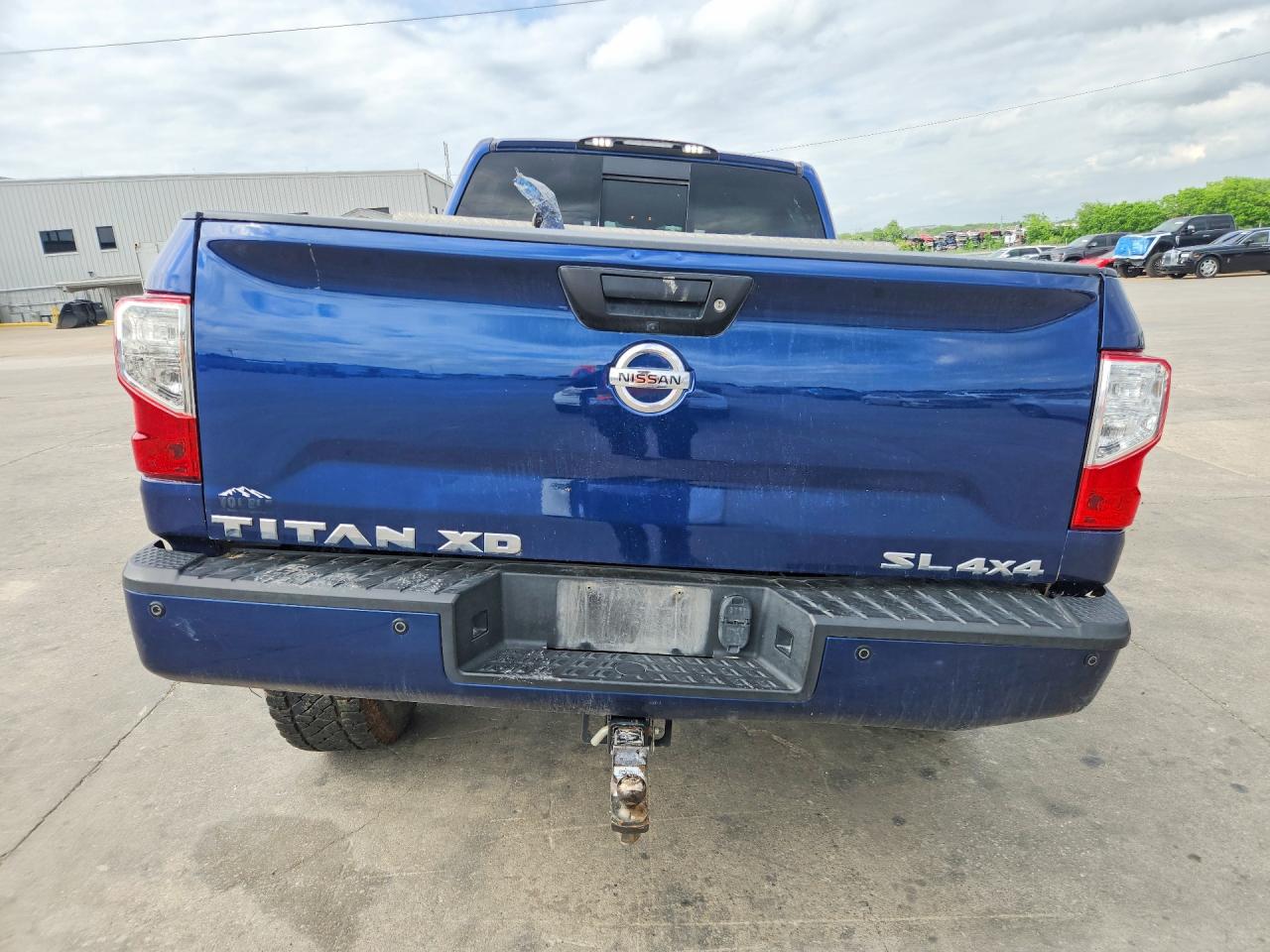 Nissan Titan Sl