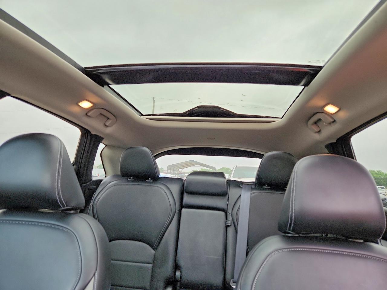 INFINITI Qx Essential