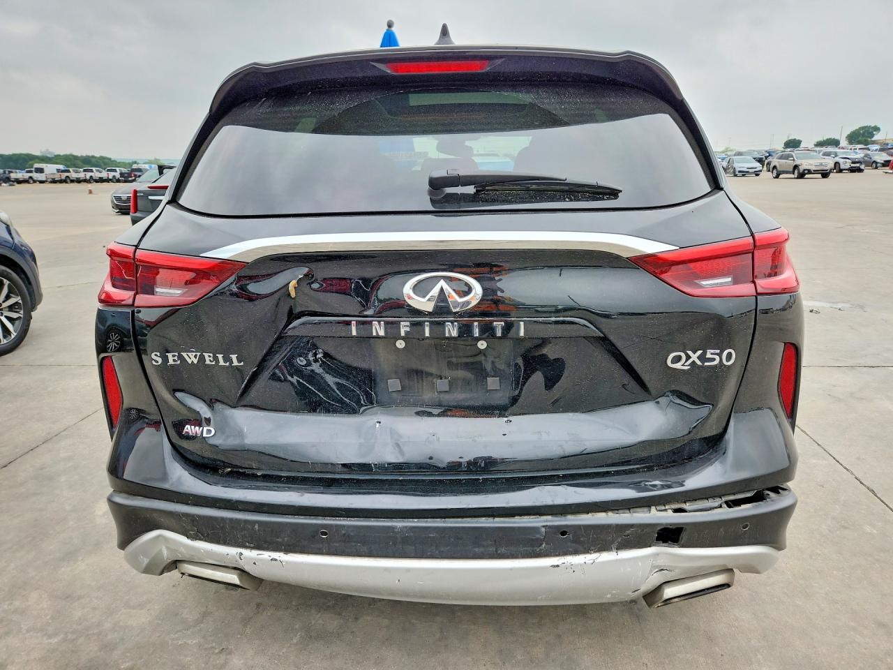 INFINITI Qx Essential