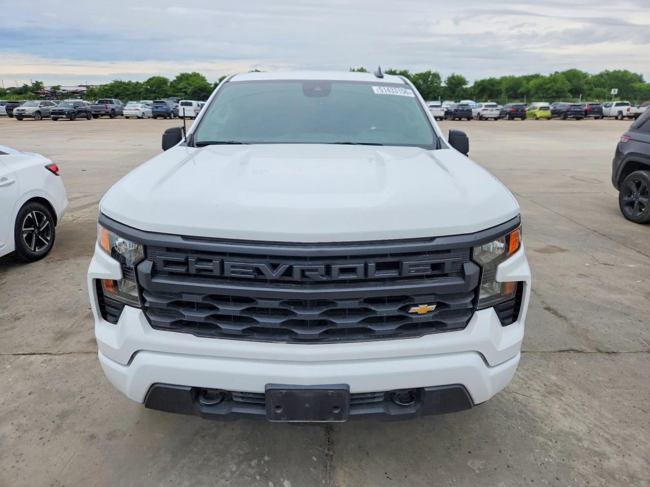 Chevrolet Silverado C1500 Custom
