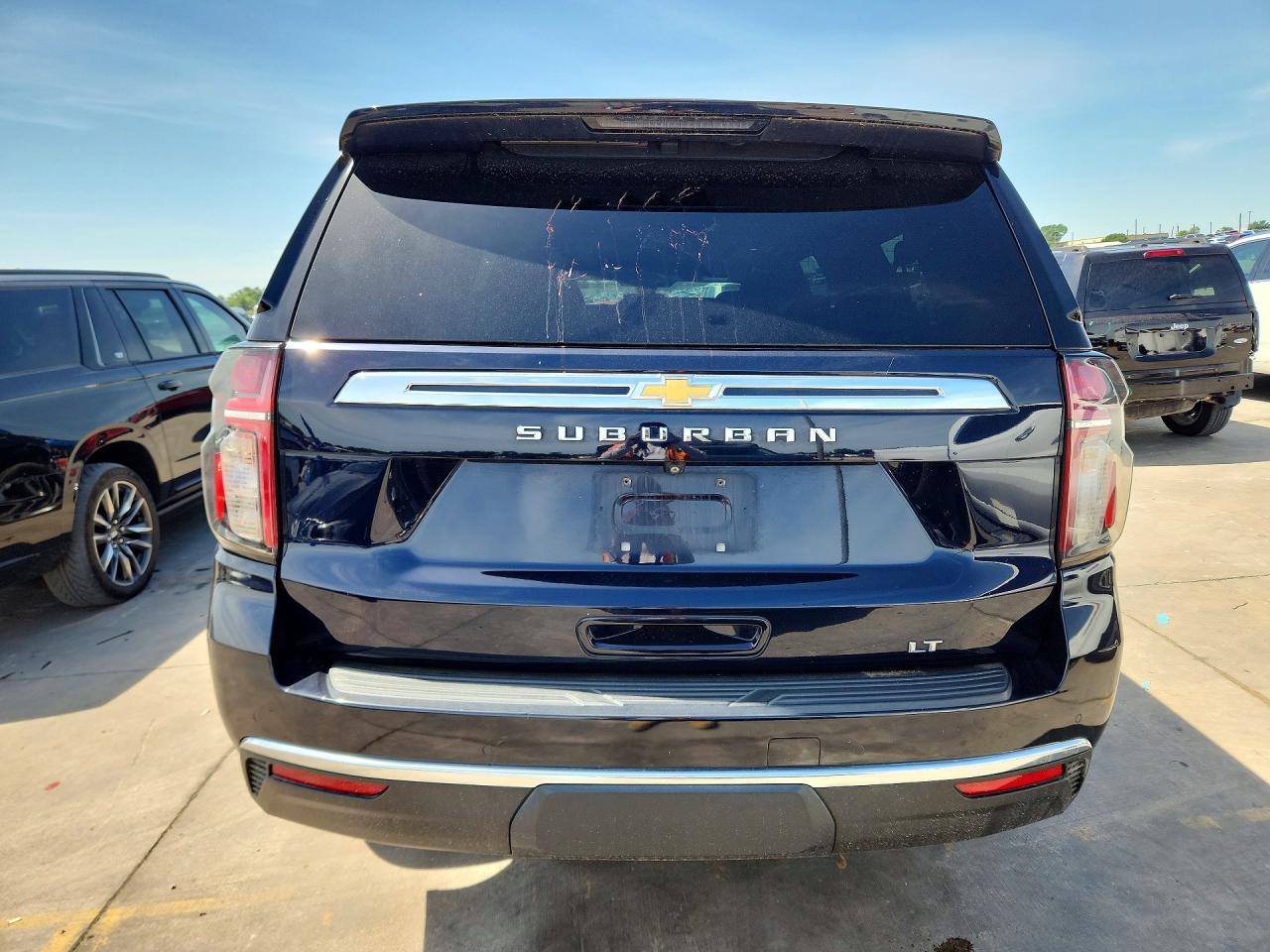 Chevrolet Suburban C1500 Lt