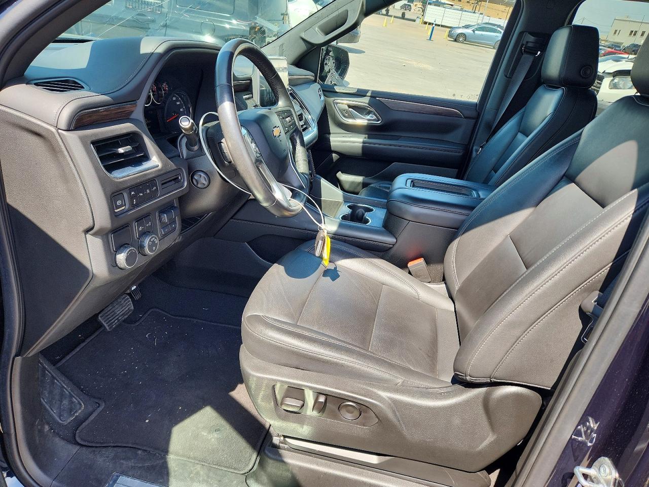 Chevrolet Suburban C1500 Lt