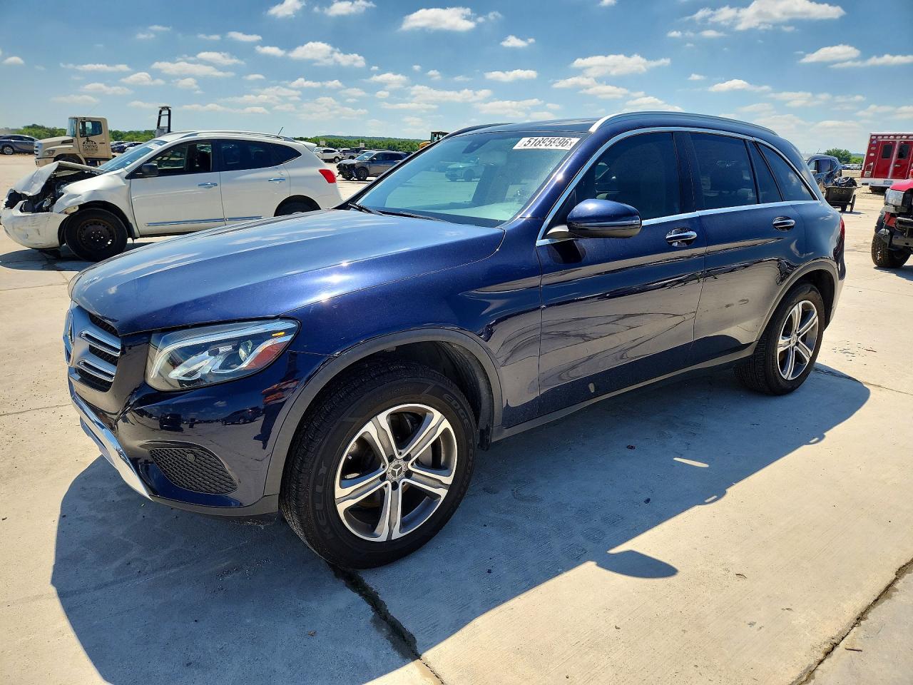 Salvage Mercedes-Benz GLC Image