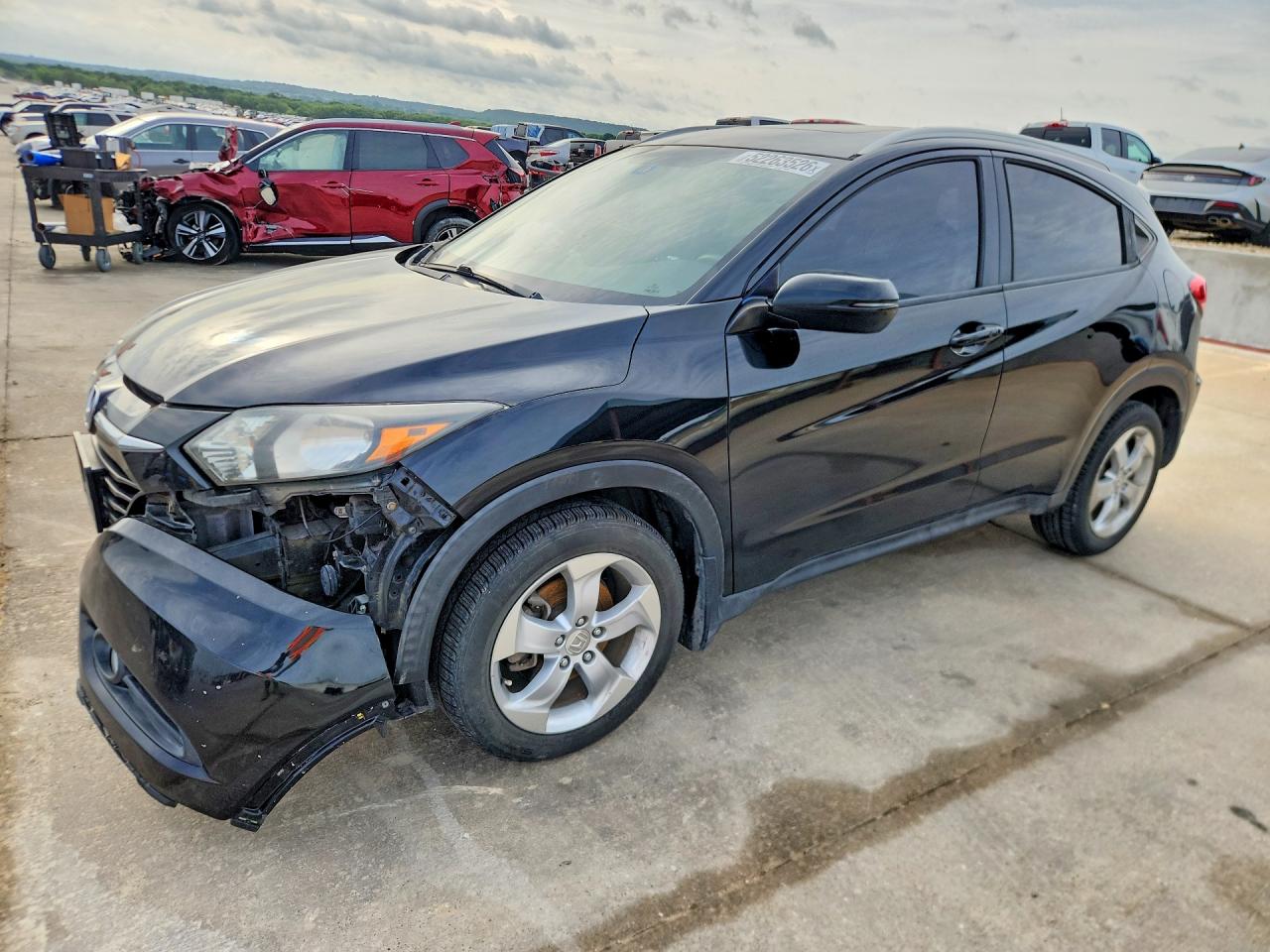 Salvage Honda HR-V Image