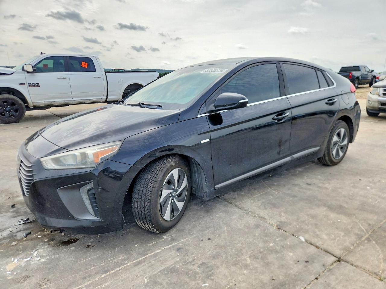 Salvage Hyundai Ioniq Image
