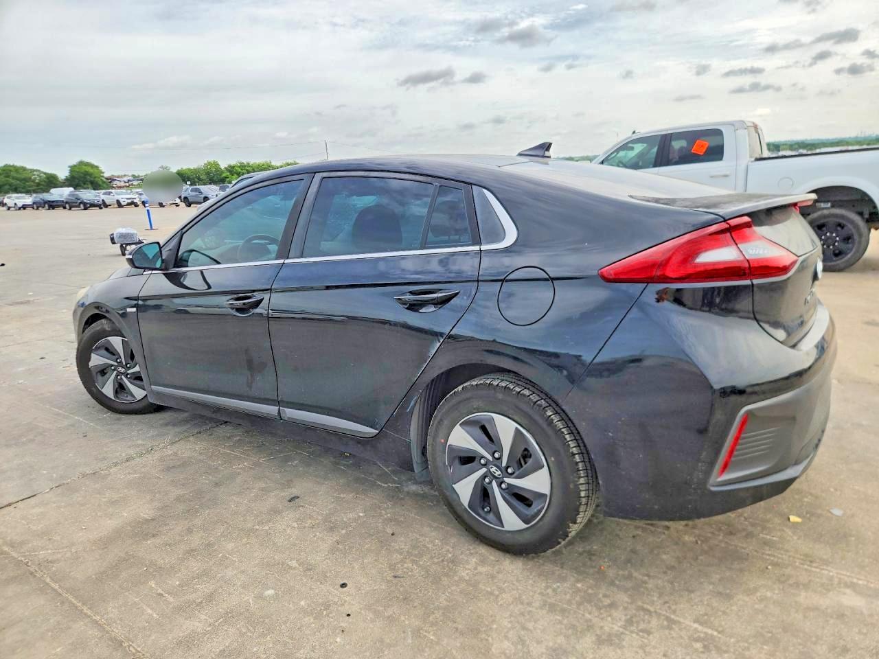 Hyundai Ioniq Sel