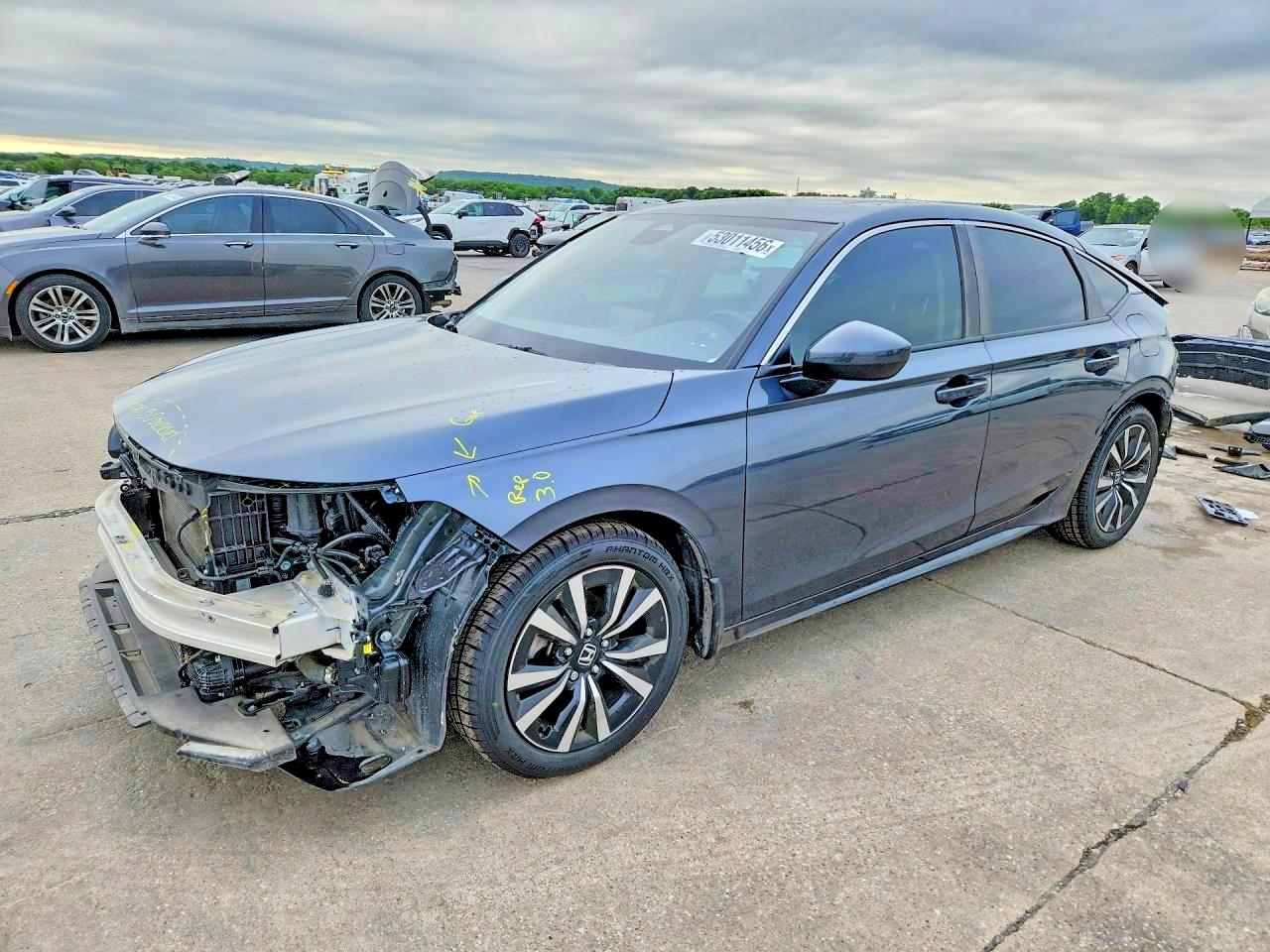 Salvage Honda Civic Image