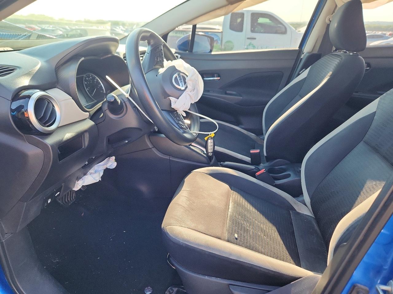 Nissan Versa Sv