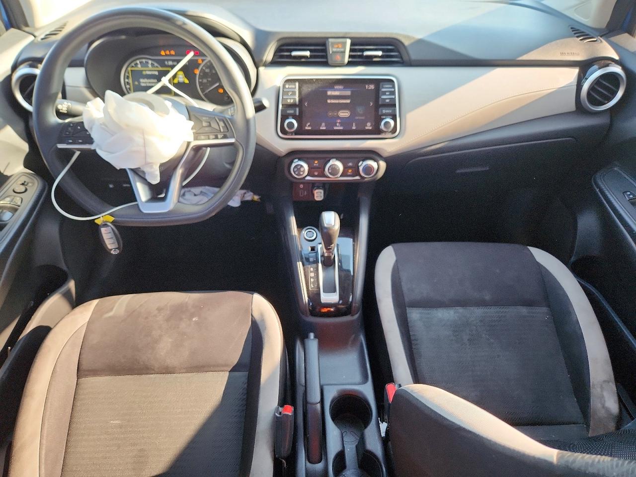 Nissan Versa Sv