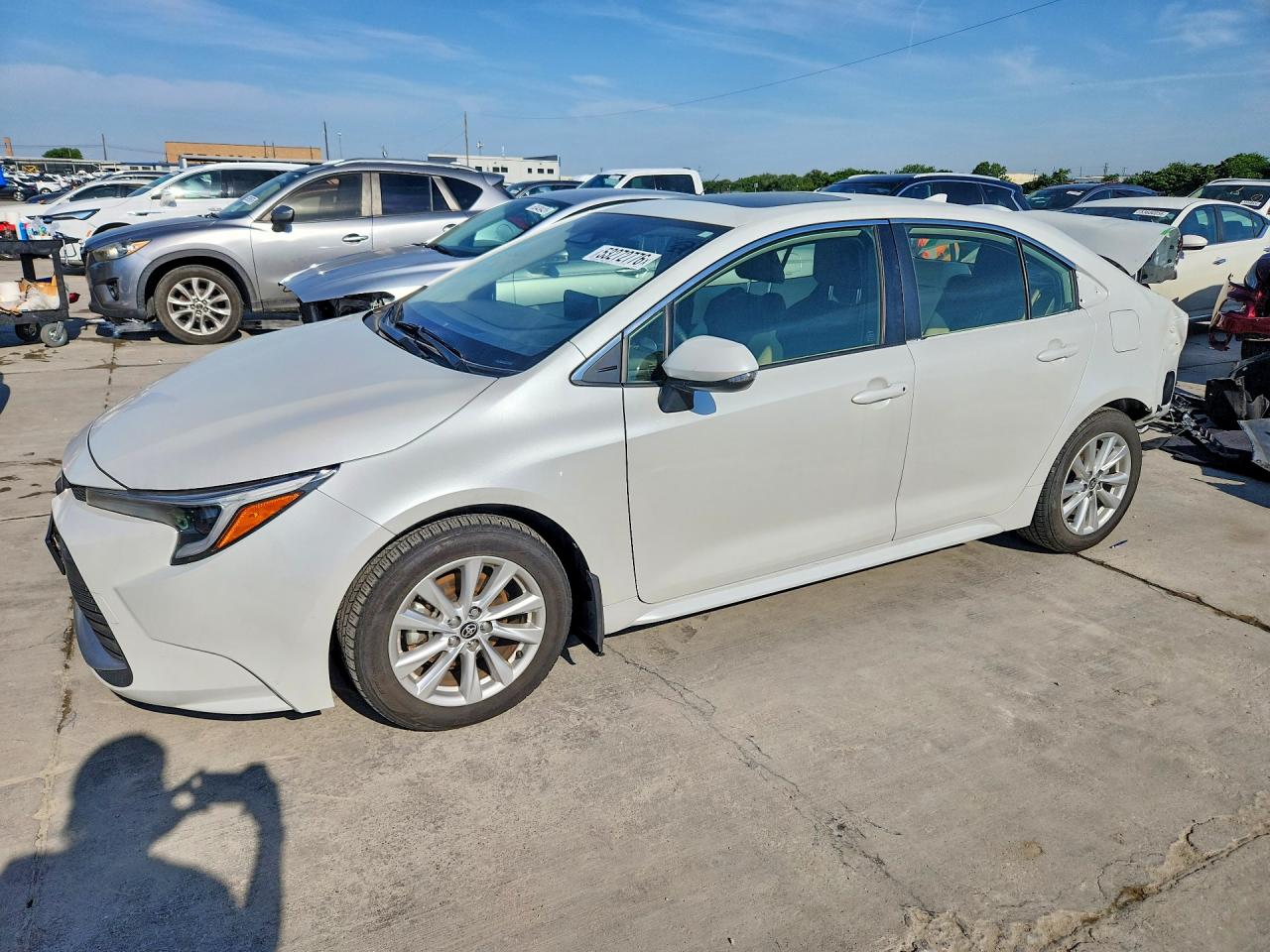 Salvage Toyota Corolla Image
