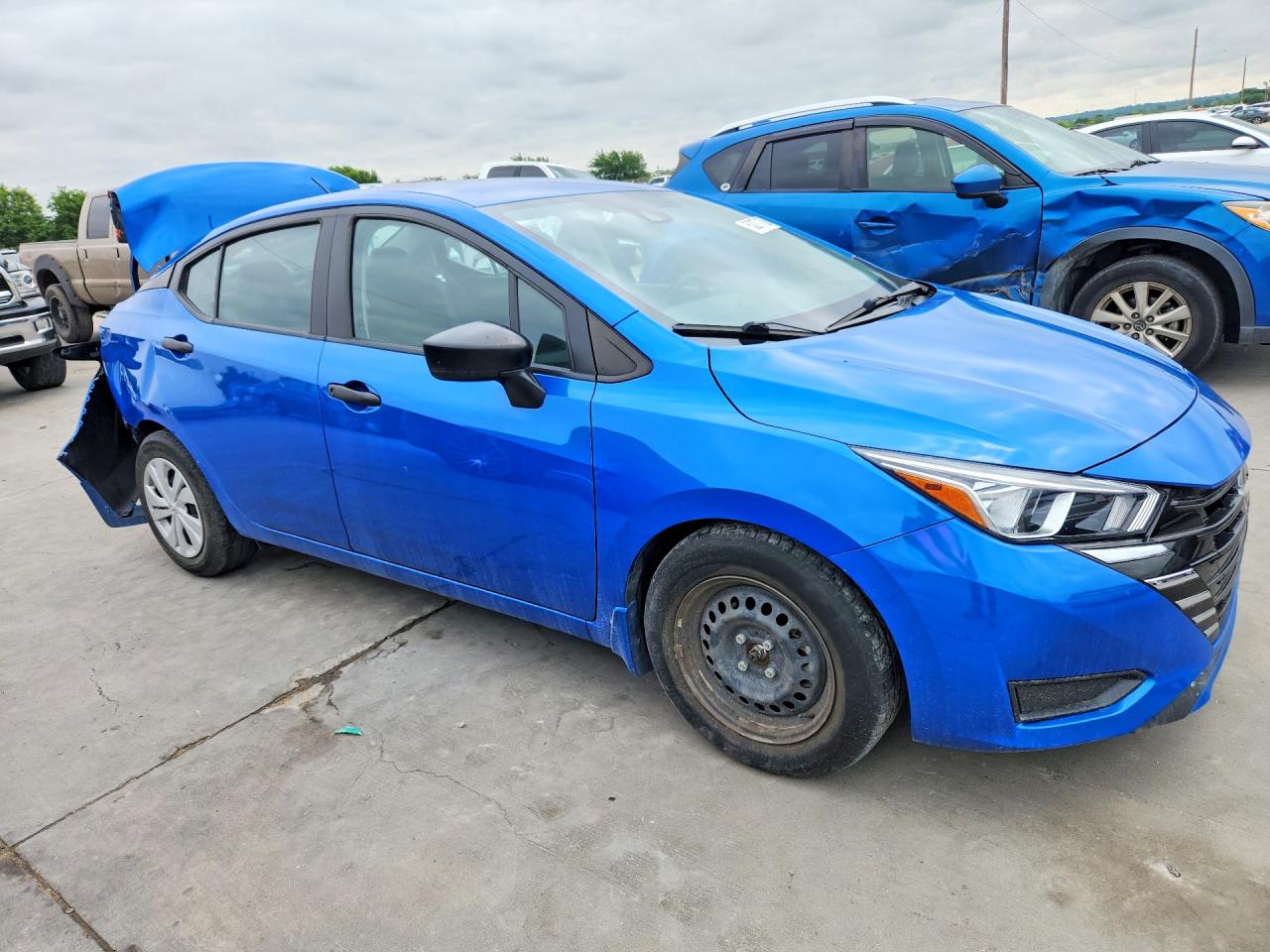 Nissan Versa S