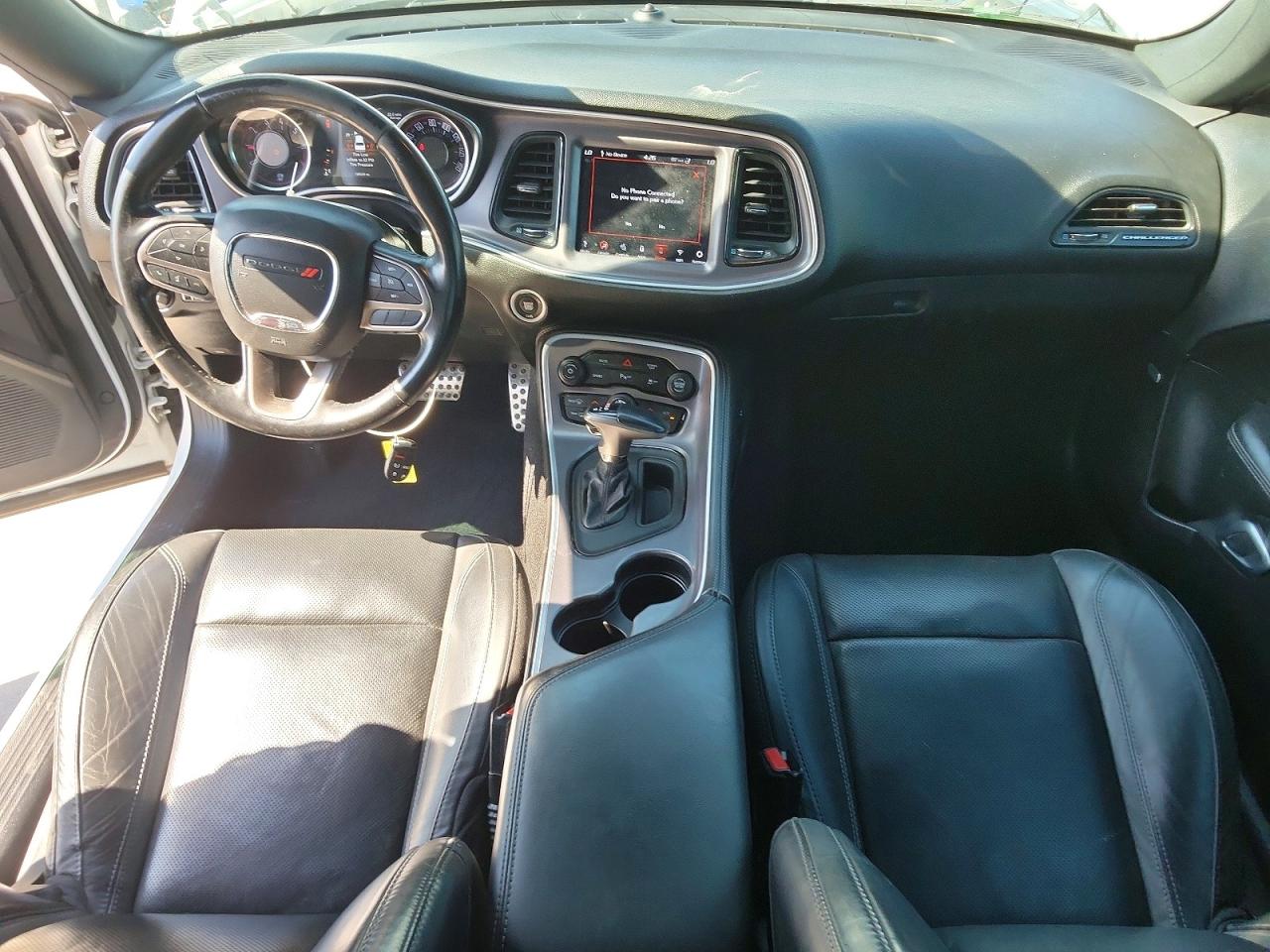 Dodge Challenger Sxt