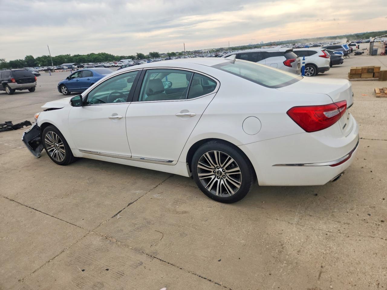 Kia Cadenza Luxury