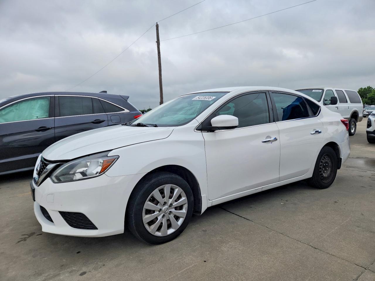 Salvage Nissan Sentra Image