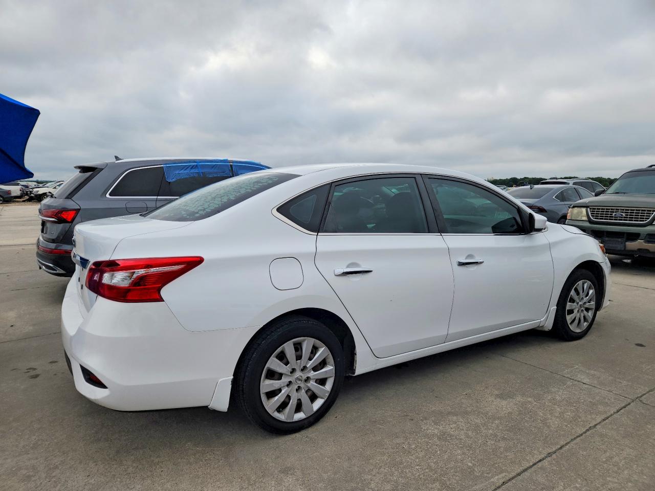 Nissan Sentra S