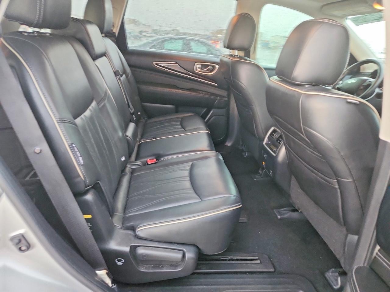 INFINITI Qx Base