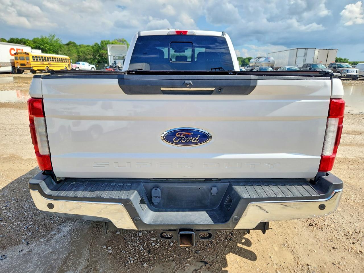 Ford F-350 Super Duty