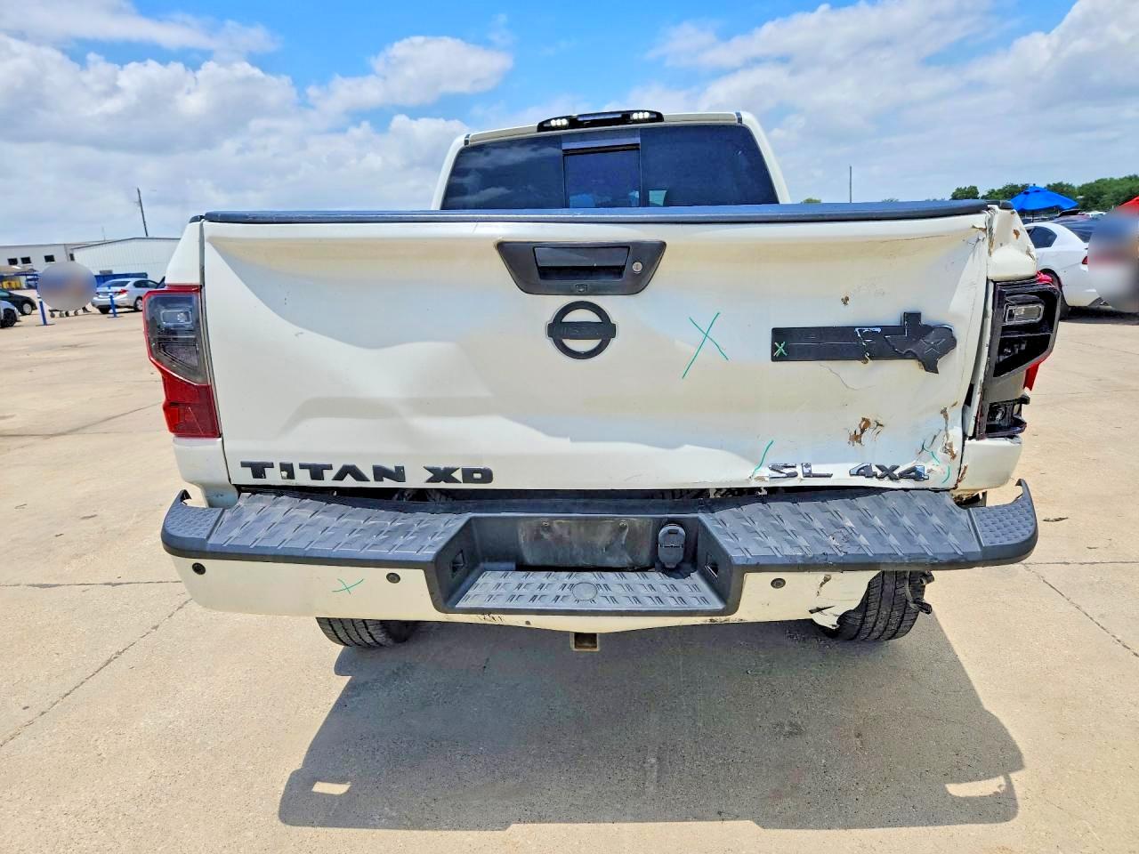Nissan Titan Sl