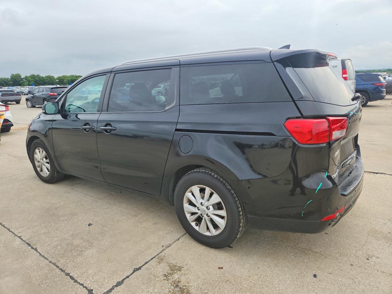 Kia Sedona Lx
