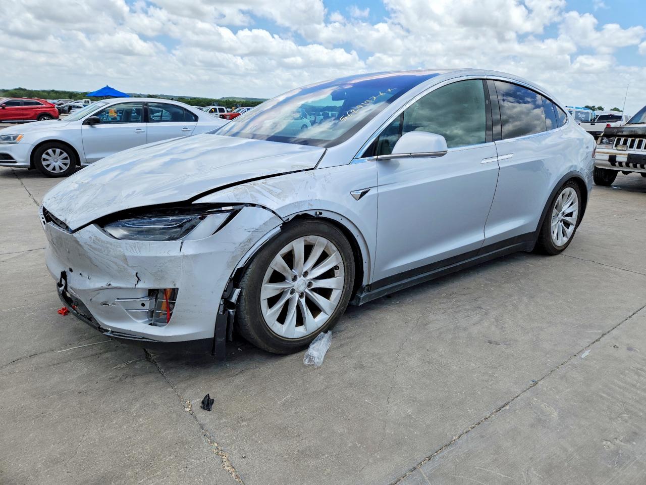 Salvage Tesla Model X Image