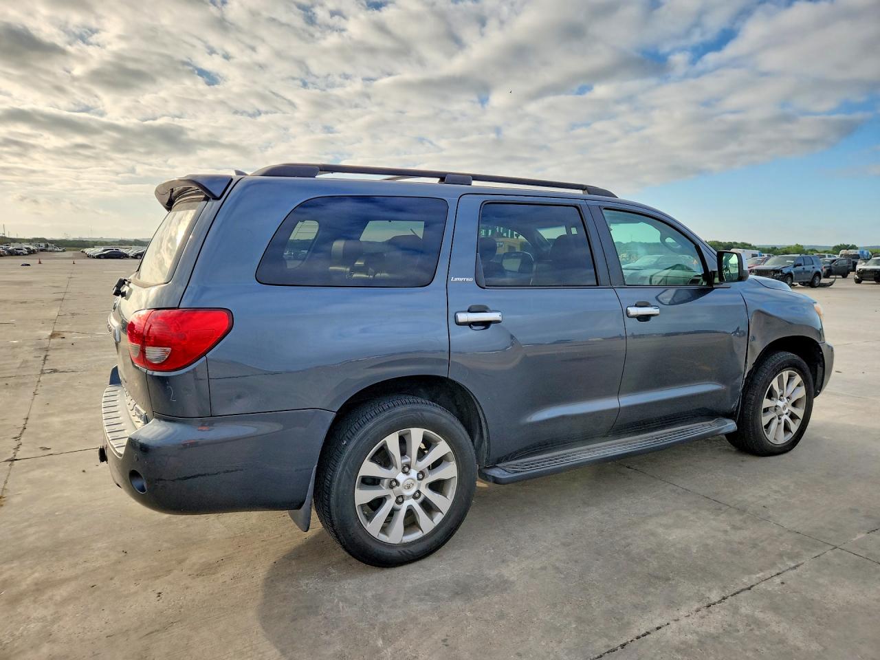 Toyota Sequoia Limited