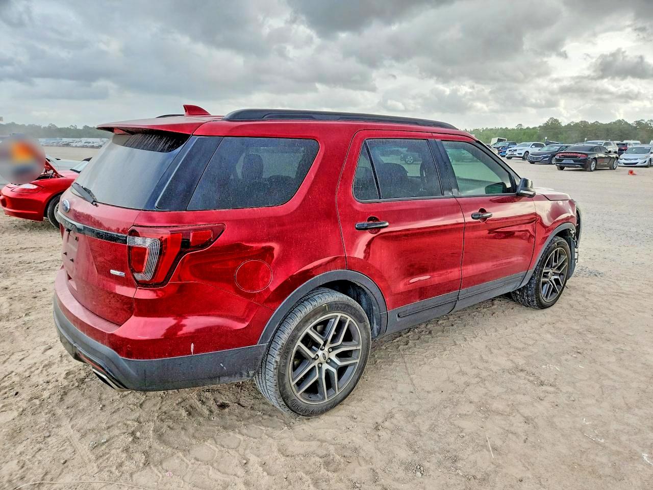 Ford Explorer Sport