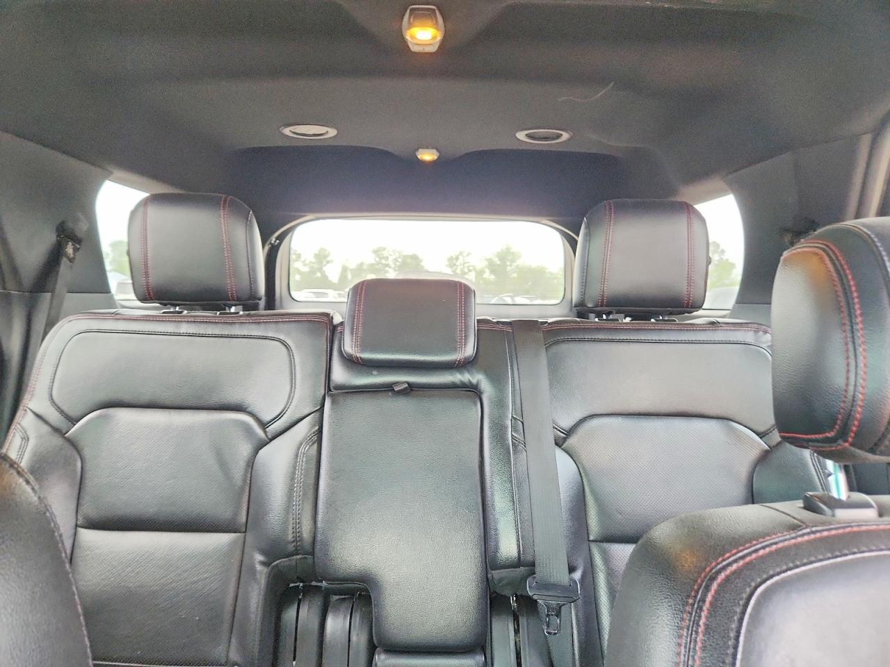 Ford Explorer Sport